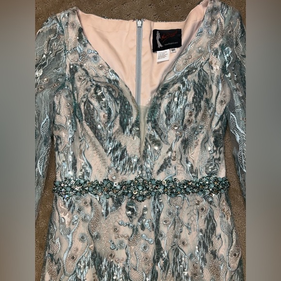 Mac Duggal 79354 NWT EMBELLISHED V NECK ILLUSION LONG SLEEVE GOWN - Picture 5 of 6